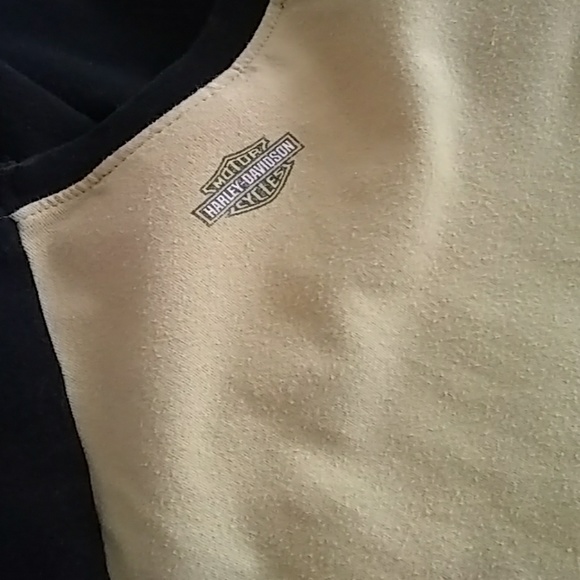 Top - Picture 2 of 3